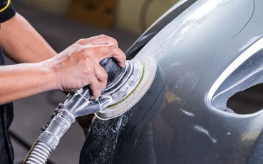 Servizio di carrozzeria auto e camion